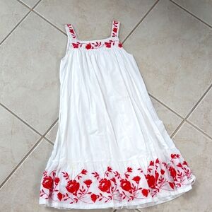 White Gap Dress size 6 small with Red Floral Embroidery